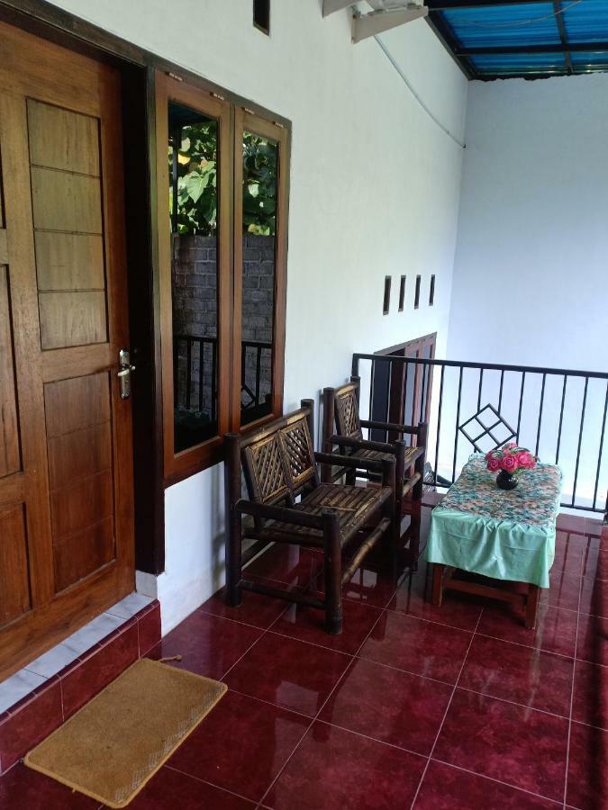 Sritanjung Homestay Banyuwangi  Bagian luar foto